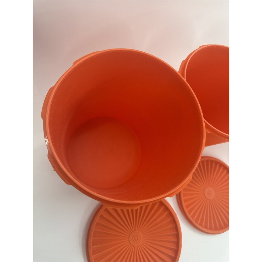 Vintage Tupperware Harvest Orange Servalier Canisters Set Of 4 w/ Sunburst Lids - Picture 5 of 13